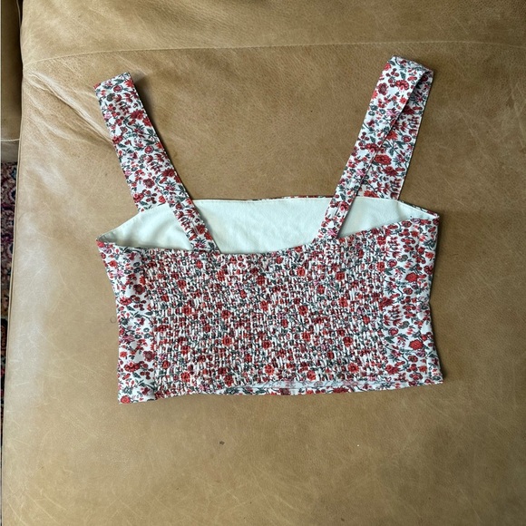 Abercrombie & Fitch Red Floral Crop Top W/ Adjustable Straps Size Large - Picture 9 of 10